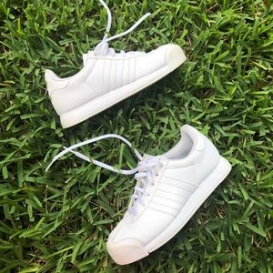 Pre owned adidas somoa sneaker size 4